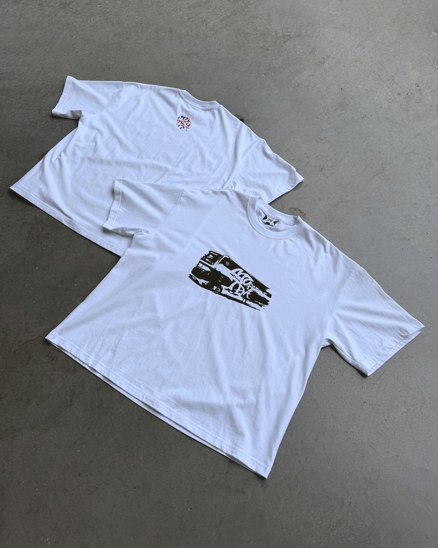459067837_1935915390177666_7314667554313340828_n-1.jpg A Mertra White Tee - Image 1